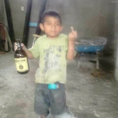 Idkjuliann's profile picture. he/him, 19, ,