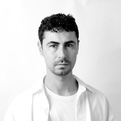 multisdisciplinary artist and designer; photographer; founder of @cismo_pt