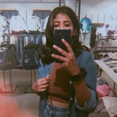 Lavanyaselvam08's profile picture. 