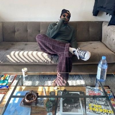 waywardbynature's profile picture. I’m as clueless as you are🥃