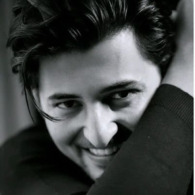 @DarshanRavalDZ 💙🤍🎸
we love u infinity livinggod 🤍🤍🤍
💙🤍
Tu Aaja Vi Hawa Banke ❤️💙🌙🍁🍂🎻🫰