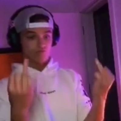 lilisprivate04's profile picture. priv for @lilisdsigns | i forget to tweet