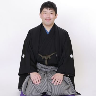 落語芸術協会所属の二ツ目です。
2019年2月桂 米福に入門
2019年10月正前座「桂 壱福」
2023年9月二ツ目「桂 松福」
北海道恵庭市出身
北広島西高校・札幌学院大学・八紘学園北海道農業専門学校卒業。社会人経由で入門
スマホが壊れてしまい登録し直しました。お手数おかけします、再度フォローを宜しくお願い致します