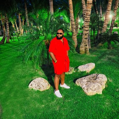 HoodVisuals_'s profile picture. INSTAGRAM @DGHOOD_