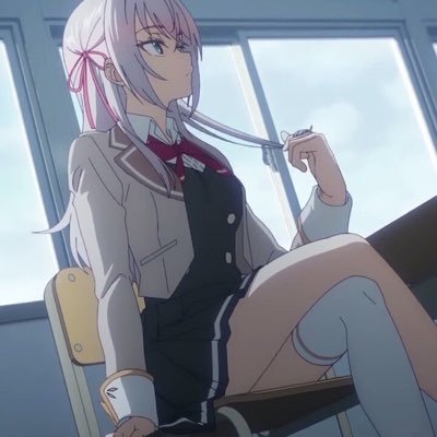 Khx0hxm's profile picture. 🌊🌊Navy blue INFJ 4w5