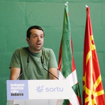 IraolaXabier's profile picture. Iturri zaharretik, ur berria.
@SortuEH|ko Herrigintza idazkaria.