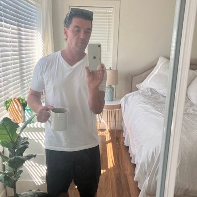 GlitchyJeff's profile picture. Father, son, brother, friend , business owner and wannabe fisherman