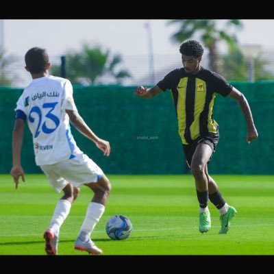 Footballer for @SAUDINT, @ittihad , IG: @abdualhadi_9