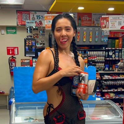 Envía tus aportes de exhibicionismo en tiendas de conveniencia, Super, centros comerciales etc. (+18) 🍑🍑🍑🍑♥️