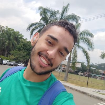 AndrsHe77106365's profile picture.