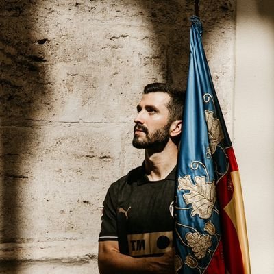 No tengo la culpa de ser del Valencia...simplemente tuve suerte.
YouTube: https://t.co/TTkcyFOJWC
TikTok:
https://t.co/h85gFbdRqo