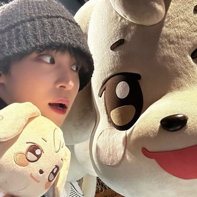 yungjae's profile picture. if ateez have a million fans, i am one of them. if ateez has 10 fans, i am one of them. if ateez has one fan, that’s me. if ateez has no fans, i am dead.