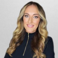 Violeta Ivezaj (@violet_i) 's Twitter Profile