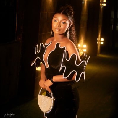 UgbeE82392's profile picture. 