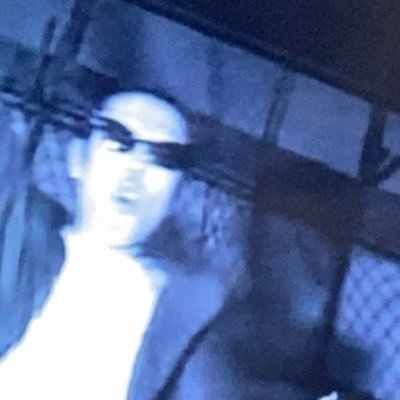 5_v2da's profile picture. 絵、映画、HIPHOPが好き！ムサ彫 1年