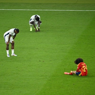 Allah is One ☝️, Chelsea, davido and Ronaldo fan.