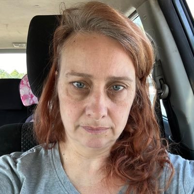 Angela952146491's profile picture. Christian, wife, mother, and hard worker