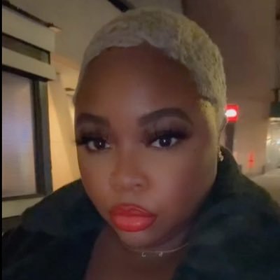 🇭🇹Lover of all things Girly and Chic| Makeup Snob| Bijoux + Beauty Connoisseur| @jeanniecbeauty | @AccessoriesJen | 👻: jenlaprincessse