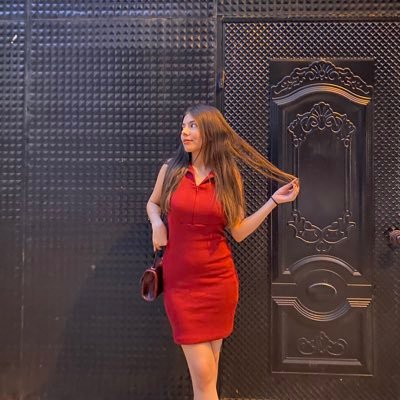 elifnurgoktas_'s profile picture. 