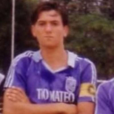 Tcn Deportivo Superior.Profesor CEDIFA.Entrenador Nacional de Fútbol.Técn Sup en PRL-M/A.Formador Ocupacional.Resp en RRHH
