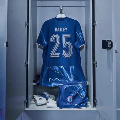 Jay_Bailey_007's profile picture. Security Guard
#ChelseaFC
#Fortnite
#F1
#Kitmm https://t.co/078JgEla8w ⬅️ Cheap Football Shirts Here!