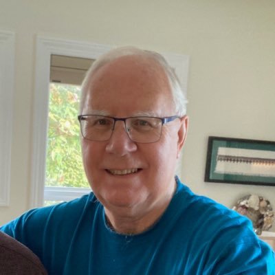 bobisbister's profile picture. Retired