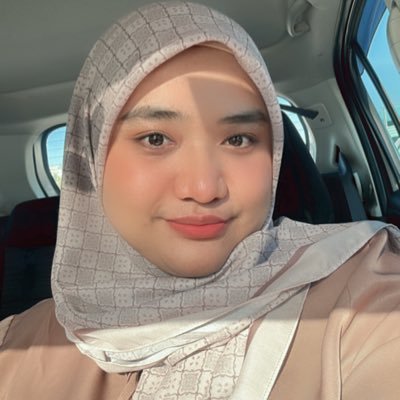 HannanIzzati's profile picture. IJ🤍 this is life, in my own rendition.