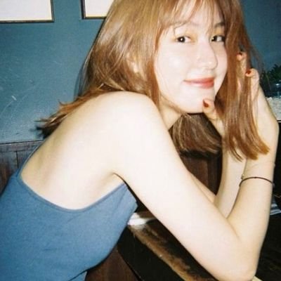 comiahhh's profile picture. study twt & comms twt T_T