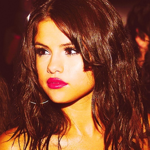 WeSupportMCyrus's profile picture. Miley Cyrus. Justin Bieber. Skrillex. Dubstep. My love. Friends. Family. Cupcakes. Clothes. Shoes. My excuse is that I'm young;*♥