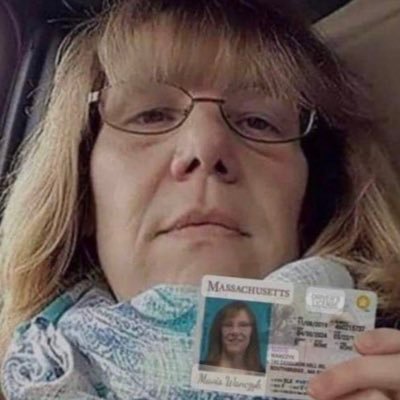 I'm Mavis Wanczyk the Powerball single ticket jackpot winner of $758 million in Massachusetts🇺🇸Giving out $20,000 to my first 3k followers🇺🇸🇩🇪🇦🇺🇬🇧🇨🇦