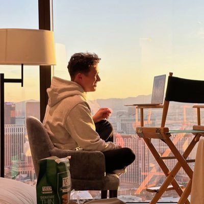 melyponx's profile picture. |CL16|Taylor Swift|PG10| f1 🥹🤪