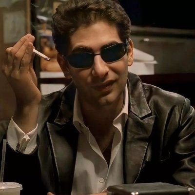 xBruce2Brutus's profile picture. crypto gen hunter trying to make a change in the world