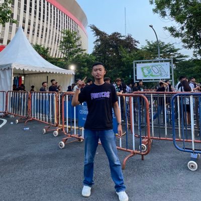 ARYASIMBAH's profile picture. 