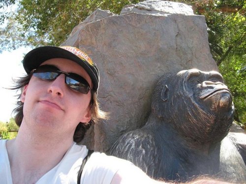 phillwwe's profile picture. See the world in green and blue