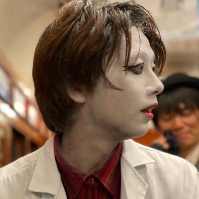 俳優、演出,脚本、大道具、舞台監督、大道具、ラジオパーソナリティetc,,現在、山尾企画 @yamaokikaku 主宰もやってます。山尾企画次回公演は なにしようかね!山尾企画オフィシャルショップ https://t.co/GVLIQ8FtDc