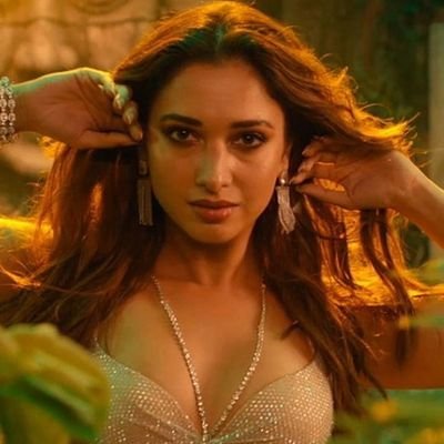 xpriyasub's profile picture. 