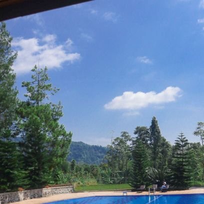 NazlyArhie's profile picture. Always desire to learn something useful