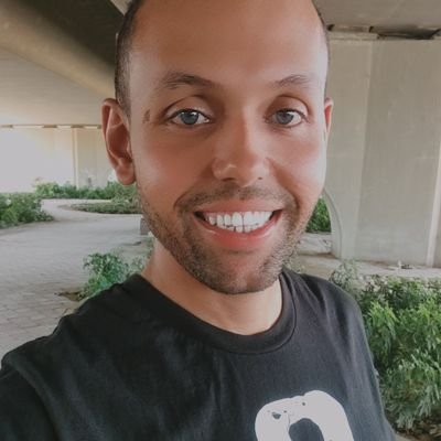 الرئيس السيسي عظيم 👑
امال ماهر أعظم صوت بعد ام كلثوم ❤️♥️♥️