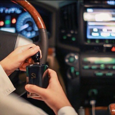 m7med_d's profile picture. لنكُف عن التمسُك ولو لمرة، لرُبما يُنقذنا التخلي