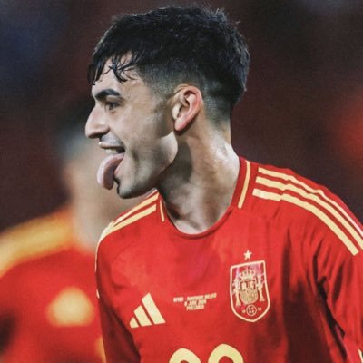 versainz_17's profile picture. ⚽️ 𝘱𝘦𝘥𝘳𝘪 𝘨𝘰𝘯𝘻á𝘭𝘦𝘻, 𝘤𝘢𝘳𝘭𝘰𝘴 𝘴𝘢𝘪𝘯𝘻, 𝘢𝘯𝘥 𝘮𝘢𝘹 𝘷𝘦𝘳𝘴𝘵𝘢𝘱𝘱𝘦𝘯 𝘦𝘯𝘵𝘩𝘶𝘴𝘪𝘢𝘴𝘵 🏎️