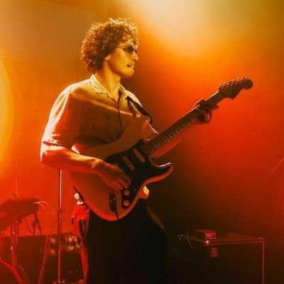 balconysunrise's profile picture. Soundtrack your daydreams 🌅