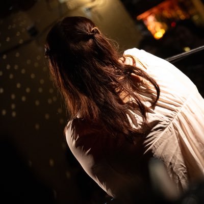 豆苗を枯らすタイプの女!年内ライブ予定は8/31🐈と11/29🐈と12/28🎹 🐈🐈@madambad2022🐈🐈