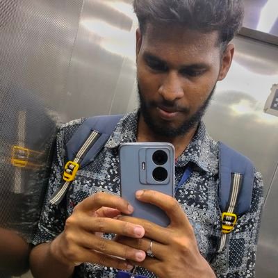 SakthiS09566428's profile picture. sakthi