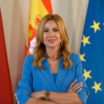 Consejera de Empresa, Empleo y Economía Social de la Región de Murcia, Abogada derecho público, Profesora asociada de derecho administrativo de la UMU.