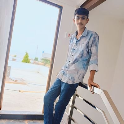 Mahendrasi10521's profile picture. 