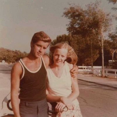 Socialist. Mature student. Mum, Gran, lover of nature.
https://t.co/zzHbmNrWl5