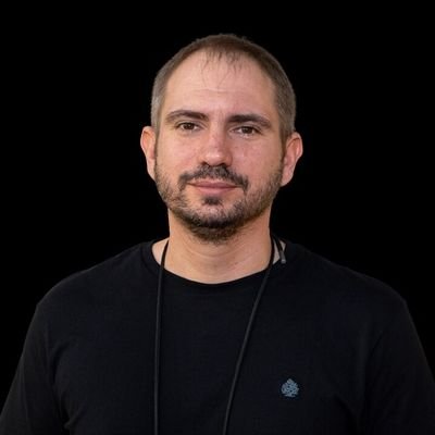 Software developer. I tweet about coding in english, spanish and french. Have fun!