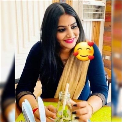 जिंदगी और बता तेरा इरादा क्या है..🤔