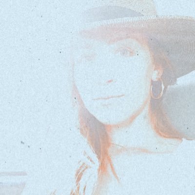 TayloredTuff's profile picture. I’d rather die for being brave. -Tucker Carlson