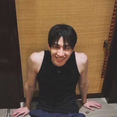 everyday fallinove w bangchan 🖤| asy | 22 | 🇲🇾 | introvert 🙈|